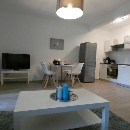 Gartenwohnung Juliana Gstadt Laeufers Chiemsee Holiday Home Гштадт-ам-Кимзее Экстерьер фото