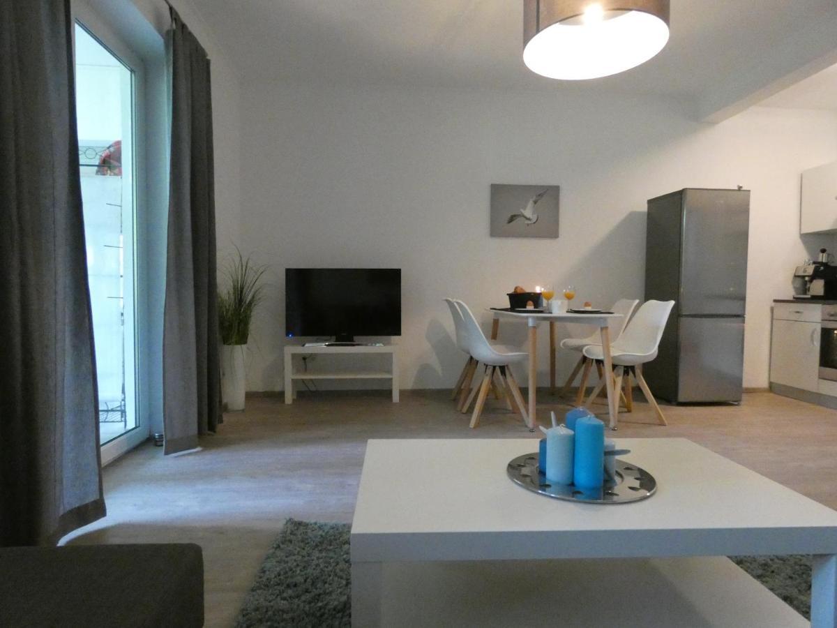 Gartenwohnung Juliana Gstadt Laeufers Chiemsee Holiday Home Гштадт-ам-Кимзее Экстерьер фото