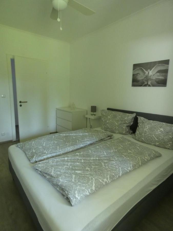 Gartenwohnung Juliana Gstadt Laeufers Chiemsee Holiday Home Гштадт-ам-Кимзее Экстерьер фото